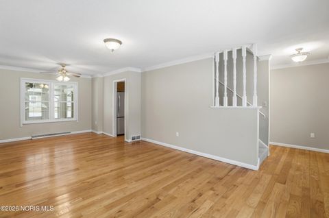 Tiny photo for 1085 Birch Drive, Perrysburg, OH 43551 (MLS # 10003715)