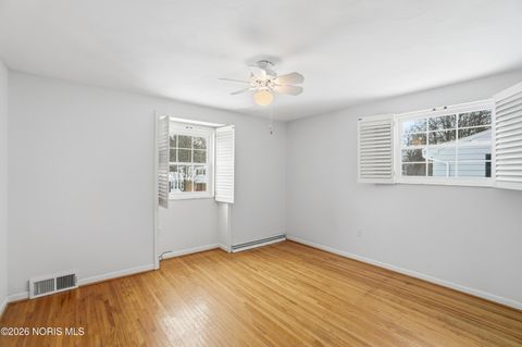 Tiny photo for 1085 Birch Drive, Perrysburg, OH 43551 (MLS # 10003715)