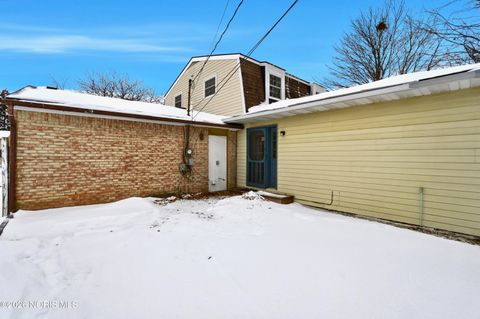 Tiny photo for 1085 Birch Drive, Perrysburg, OH 43551 (MLS # 10003715)