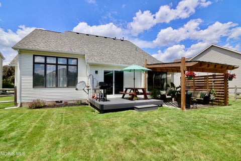 Tiny photo for 7155 E Lake Court, Perrysburg, OH 43551 (MLS # 10009650)