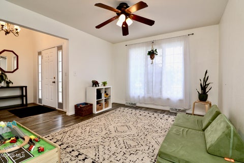 Tiny photo for 7155 E Lake Court, Perrysburg, OH 43551 (MLS # 10009650)
