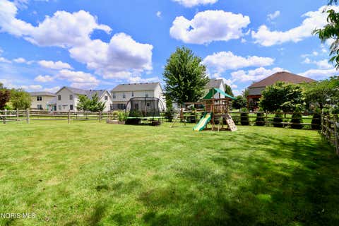 Tiny photo for 7155 E Lake Court, Perrysburg, OH 43551 (MLS # 10009650)