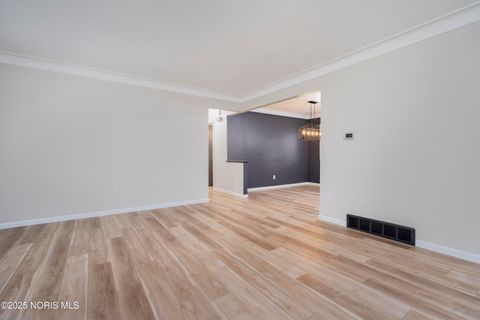 Tiny photo for 1073 Westbrook Drive, Perrysburg, OH 43551 (MLS # 10001771)