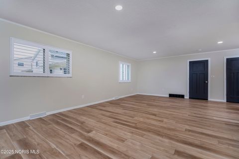 Tiny photo for 1073 Westbrook Drive, Perrysburg, OH 43551 (MLS # 10001771)