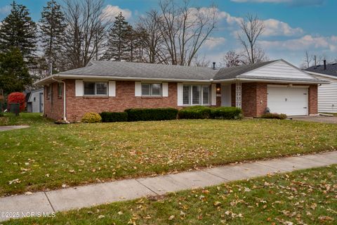 Tiny photo for 1073 Westbrook Drive, Perrysburg, OH 43551 (MLS # 10001771)