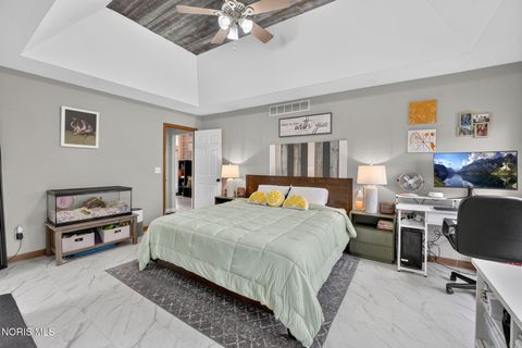 Tiny photo for 7187 E Lake Court, Perrysburg, OH 43551 (MLS # 10010161)