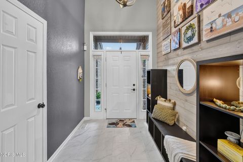 Tiny photo for 7187 E Lake Court, Perrysburg, OH 43551 (MLS # 10010161)