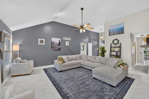 Tiny photo for 7187 E Lake Court, Perrysburg, OH 43551 (MLS # 10010161)