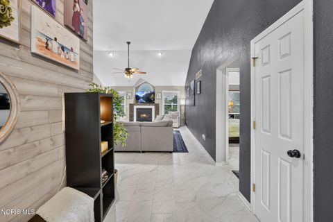 Tiny photo for 7187 E Lake Court, Perrysburg, OH 43551 (MLS # 10010161)