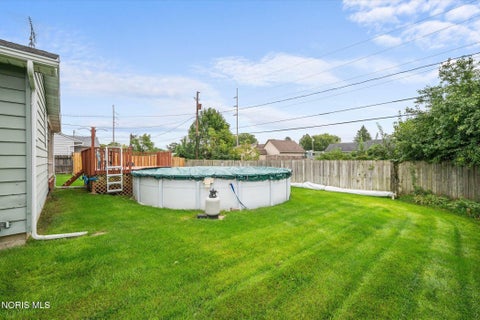 Tiny photo for 3619 Greenlawn Drive, Toledo, OH 43614 (MLS # 10013834)