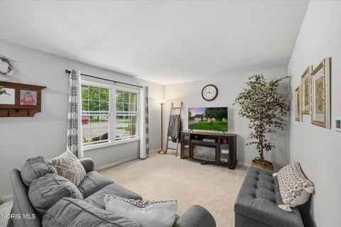 Tiny photo for 3619 Greenlawn Drive, Toledo, OH 43614 (MLS # 10013834)