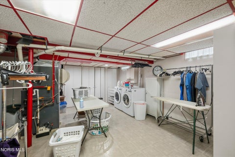 Tiny photo for 3619 Greenlawn Drive, Toledo, OH 43614 (MLS # 10013834)