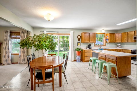 Tiny photo for 1246 Tricia Court, Perrysburg, OH 43551 (MLS # 10010315)