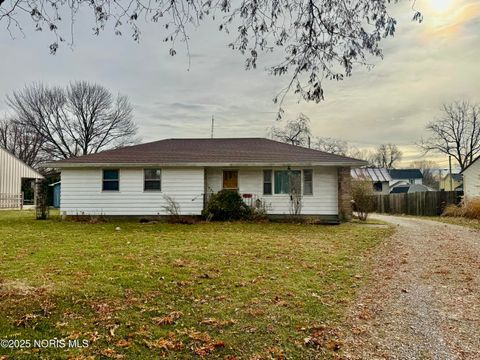 Photo of 614 E Cornelia Street, Hicksville, OH 43526 (MLS # 10001757)