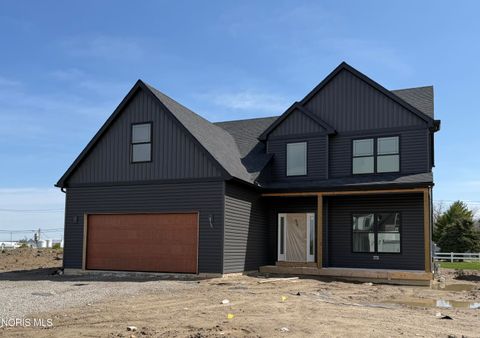 1824 Caleb Court Waterville OH 43566