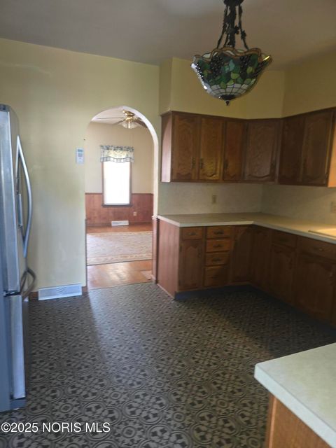 Tiny photo for 920 Garrison Street, Fremont, OH 43420 (MLS # 10000453)
