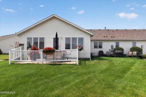 Tiny photo for 4239 E Waterbend Drive, Maumee, OH 43537 (MLS # 10011966)