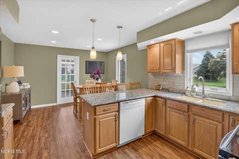 Tiny photo for 4239 E Waterbend Drive, Maumee, OH 43537 (MLS # 10011966)