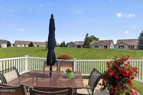 Tiny photo for 4239 E Waterbend Drive, Maumee, OH 43537 (MLS # 10011966)