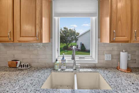 Tiny photo for 4239 E Waterbend Drive, Maumee, OH 43537 (MLS # 10011966)