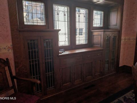 Tiny photo for 207 Jefferson Avenue, Defiance, OH 43512 (MLS # 10004931)