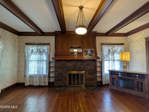 Tiny photo for 207 Jefferson Avenue, Defiance, OH 43512 (MLS # 10004931)