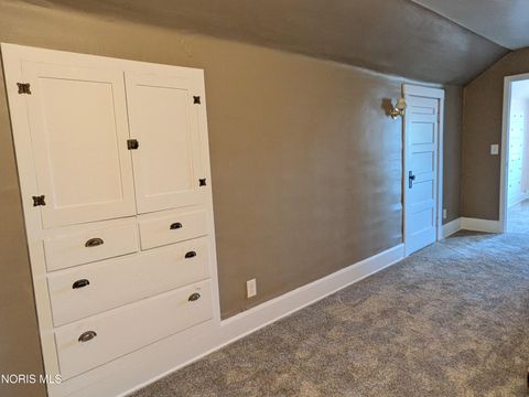 Tiny photo for 207 Jefferson Avenue, Defiance, OH 43512 (MLS # 10004931)