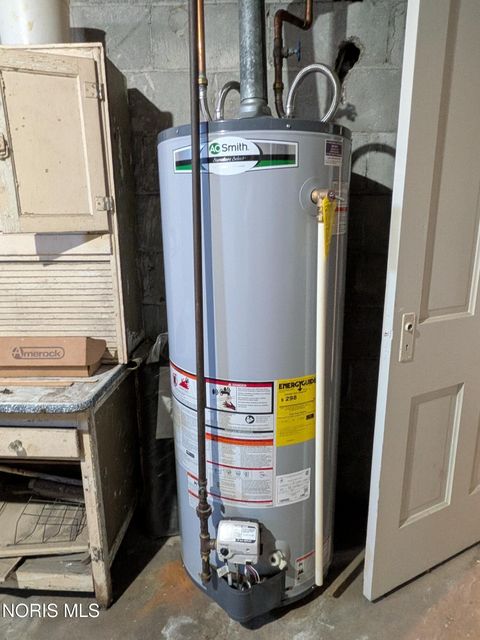 Tiny photo for 207 Jefferson Avenue, Defiance, OH 43512 (MLS # 10004931)