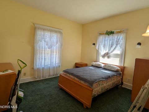 Tiny photo for 207 Jefferson Avenue, Defiance, OH 43512 (MLS # 10004931)