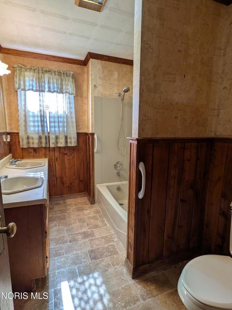 Tiny photo for 207 Jefferson Avenue, Defiance, OH 43512 (MLS # 10004931)