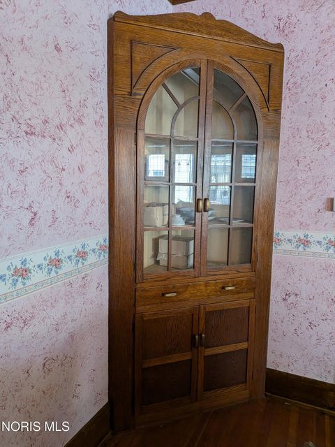 Tiny photo for 207 Jefferson Avenue, Defiance, OH 43512 (MLS # 10004931)