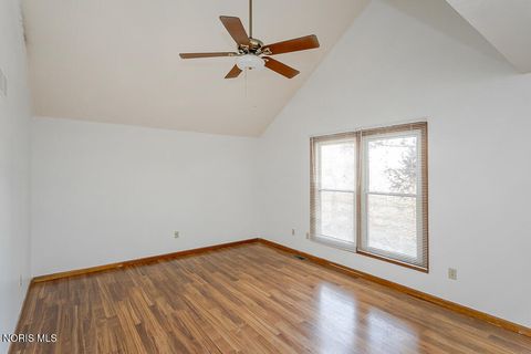Tiny photo for 1237 Sutton Place, Perrysburg, OH 43551 (MLS # 10004186)