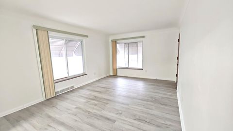 Photo of Toledo, OH 43606 (MLS # 10002662)