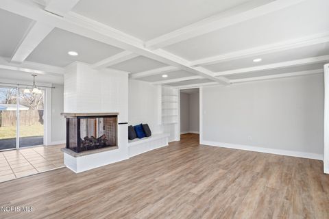 Tiny photo for 810 Mcconnell Street, Findlay, OH 45840 (MLS # 10004604)