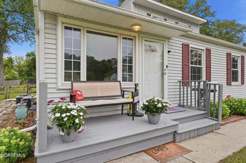 Tiny photo for 6012 Greenacre Road, Toledo, OH 43615 (MLS # 10012121)