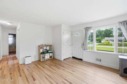 Tiny photo for 6012 Greenacre Road, Toledo, OH 43615 (MLS # 10012121)