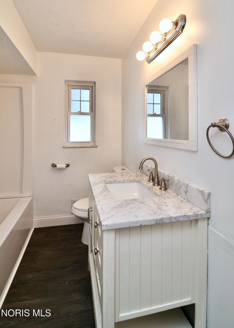 Tiny photo for 146 Jennings Road, Rossford, OH 43460 (MLS # 10005225)