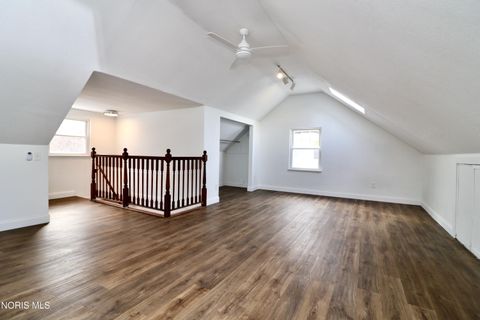 Tiny photo for 146 Jennings Road, Rossford, OH 43460 (MLS # 10005225)