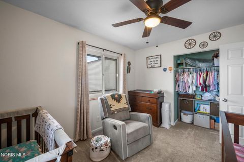 Tiny photo for 802 W Capistrano Avenue, Toledo, OH 43612 (MLS # 10006136)