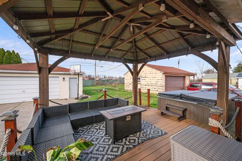 Tiny photo for 802 W Capistrano Avenue, Toledo, OH 43612 (MLS # 10006136)