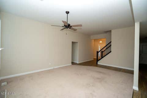 Tiny photo for 6908 Torrey Pine Court, Maumee, OH 43537 (MLS # 10010023)