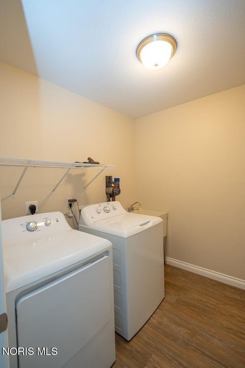 Tiny photo for 6908 Torrey Pine Court, Maumee, OH 43537 (MLS # 10010023)