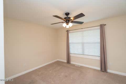 Tiny photo for 6908 Torrey Pine Court, Maumee, OH 43537 (MLS # 10010023)