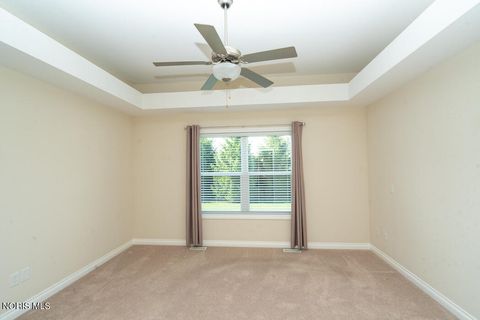 Tiny photo for 6908 Torrey Pine Court, Maumee, OH 43537 (MLS # 10010023)