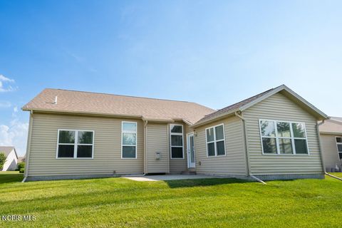 Tiny photo for 6908 Torrey Pine Court, Maumee, OH 43537 (MLS # 10010023)