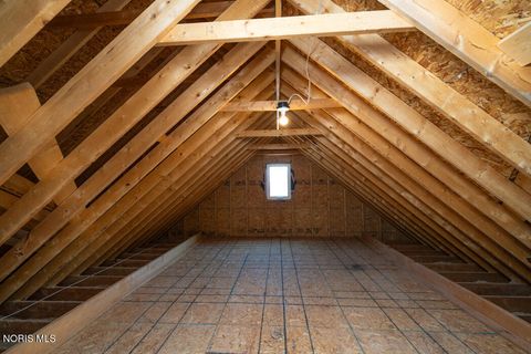Tiny photo for 6908 Torrey Pine Court, Maumee, OH 43537 (MLS # 10010023)