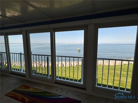 Tiny photo for 2212 N Carriage Lane #7, Port Clinton, OH 43452 (MLS # 10004533)