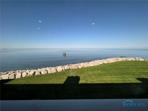 Tiny photo for 2212 N Carriage Lane #7, Port Clinton, OH 43452 (MLS # 10004533)