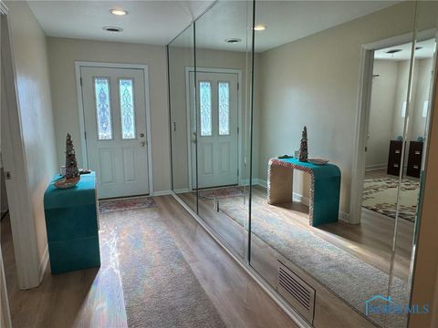 Tiny photo for 2212 N Carriage Lane #7, Port Clinton, OH 43452 (MLS # 10004533)