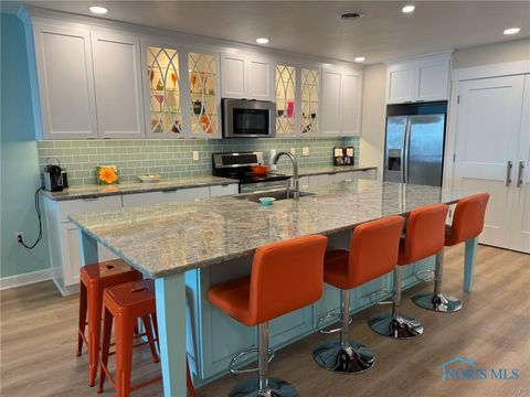 Tiny photo for 2212 N Carriage Lane #7, Port Clinton, OH 43452 (MLS # 10004533)